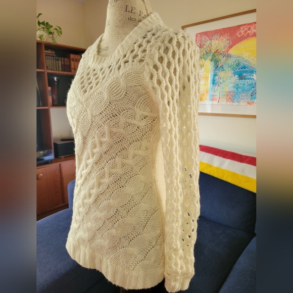 Sweater - Picture 6 of 7